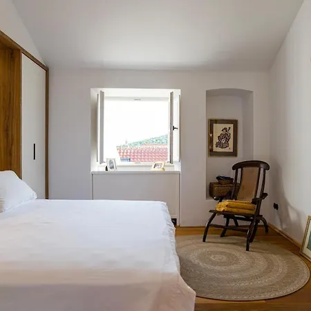 Charming & Luxurious Old Town 아파트