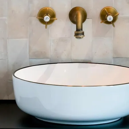 Charming & Luxurious Old Town