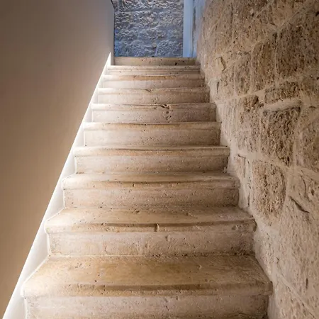 Charming & Luxurious Old Town Apartamento *